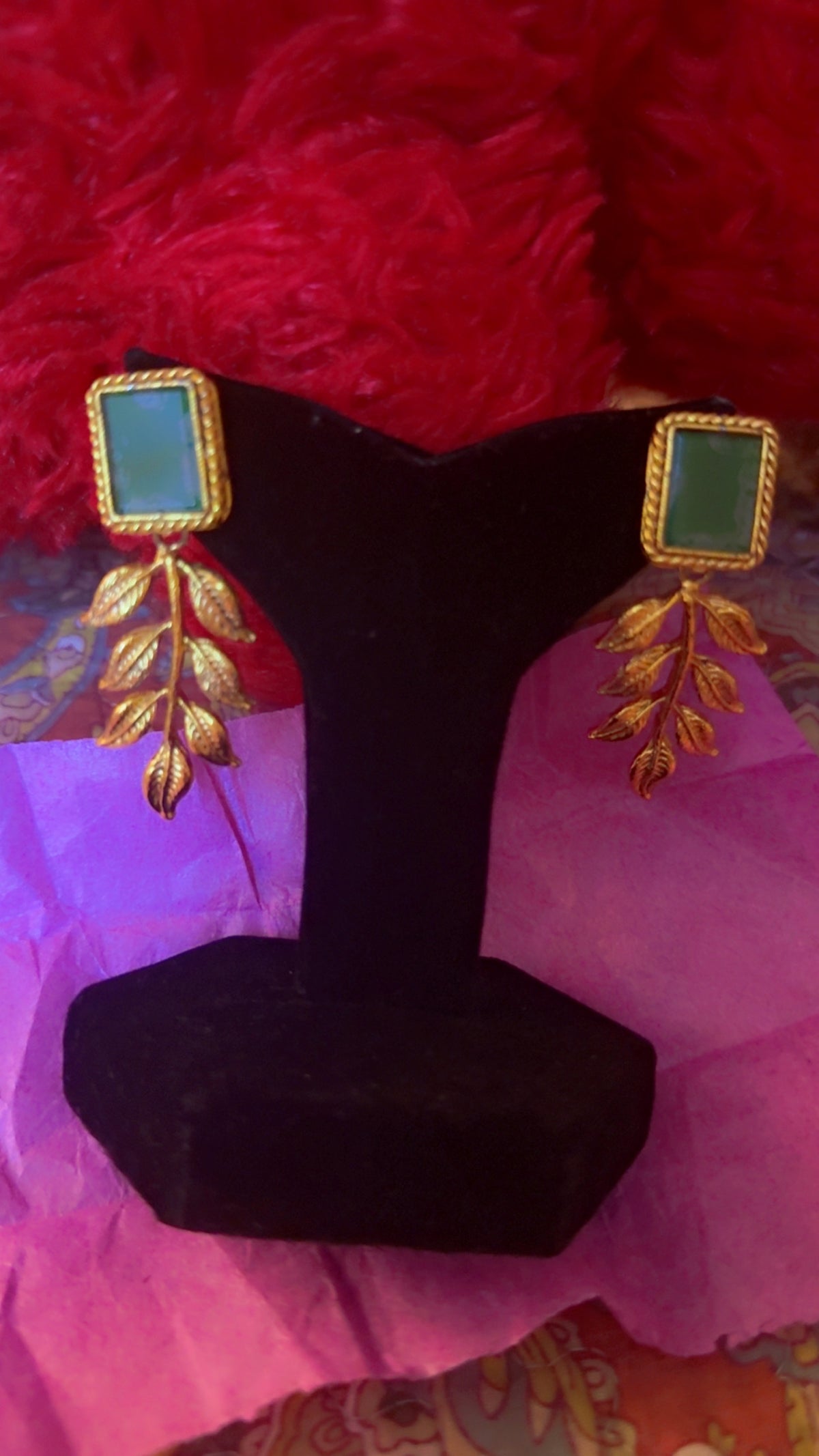 Emerald gold, tone earring